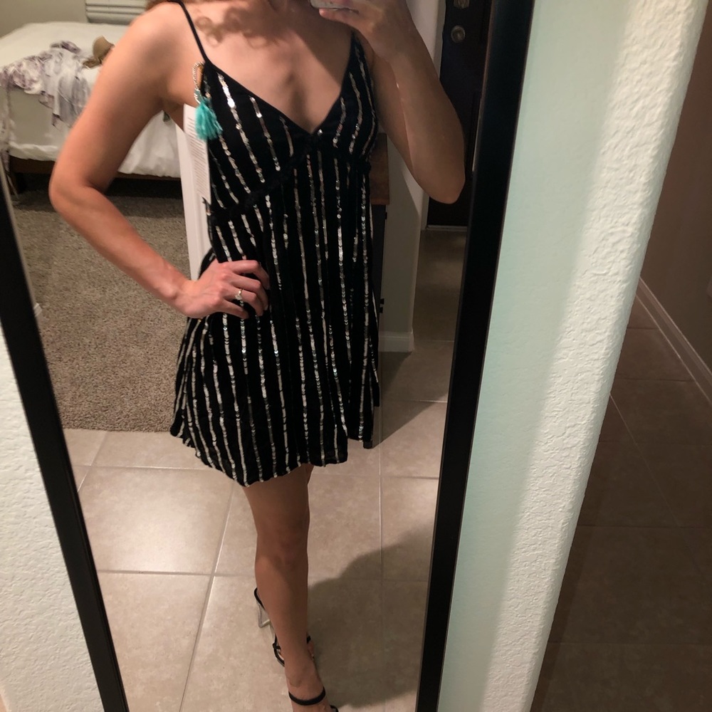 XS/S Sundress x Tara Milk Tea Mini Dress🧋